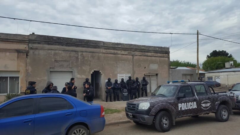 Allanamiento por el violento robo a una abuela en Cerri