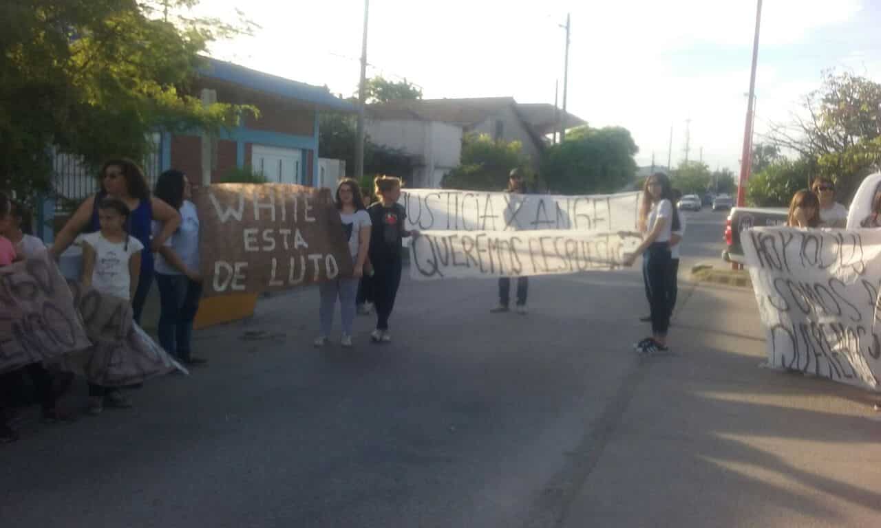 8 meses sin Ángel Almada, reclamo frente a la comisaría de Ing.White