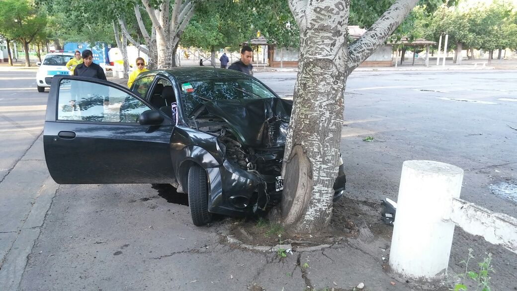 Choques y más choques: una madrugada plagada de accidentes de tránsito