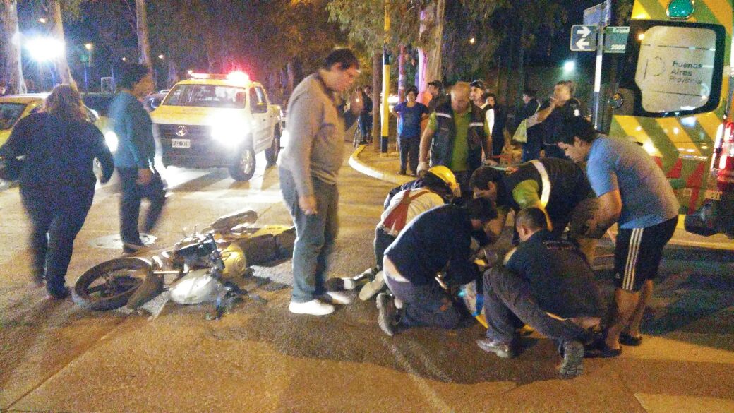 Esquina Peligrosa: motociclista herido en Arías y Ecuador