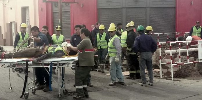 Dieron de alta a operario atrapado en zanja de ABSA