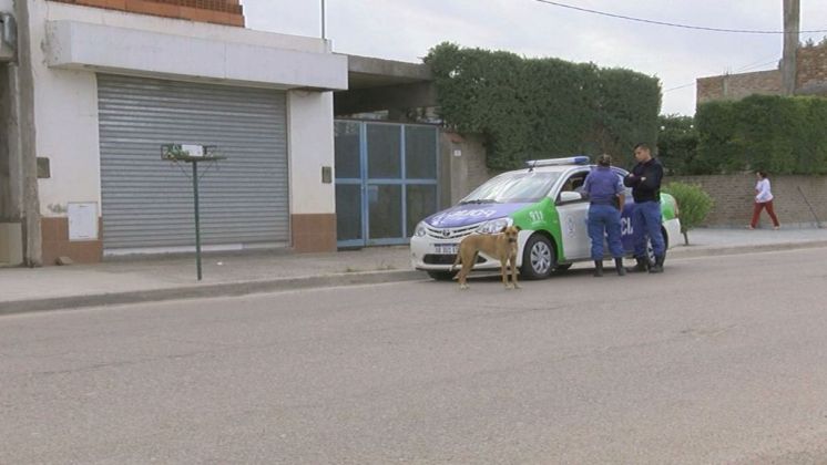 Abrieron el sábado y ayer sufrieron el primer asalto