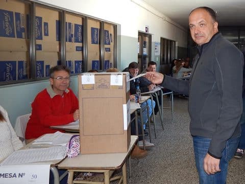 Tres Arroyos: Votó Pablo Garate