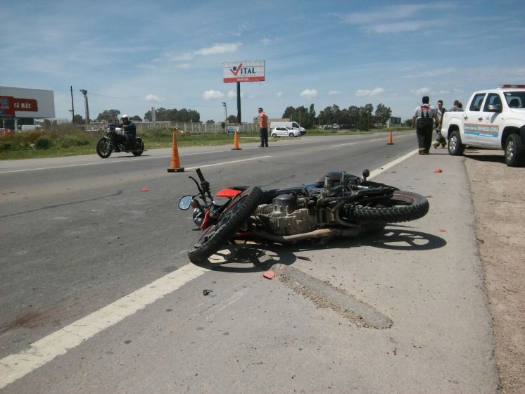 Motociclista herido tras accidente en ruta 3