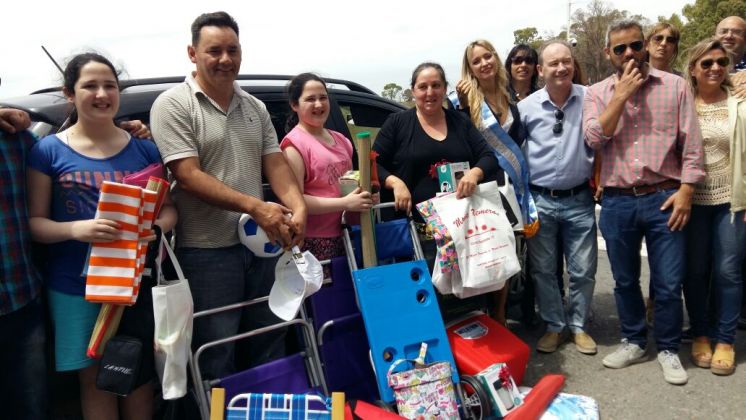 Monte y Pehuen Co recibieron los primeros turistas 2018