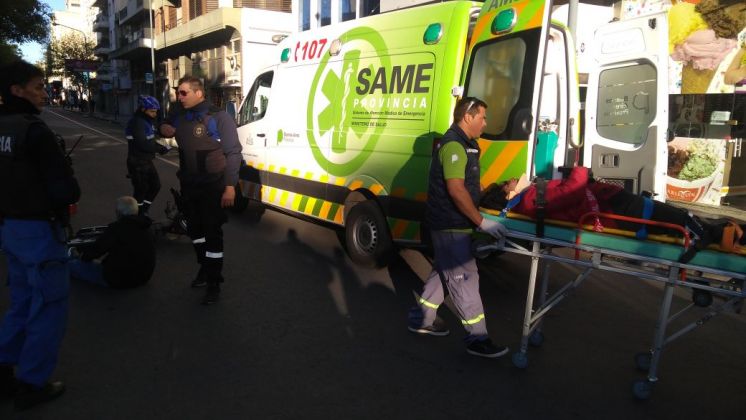 Accidente: motociclista no pudo esquivar a un peatón