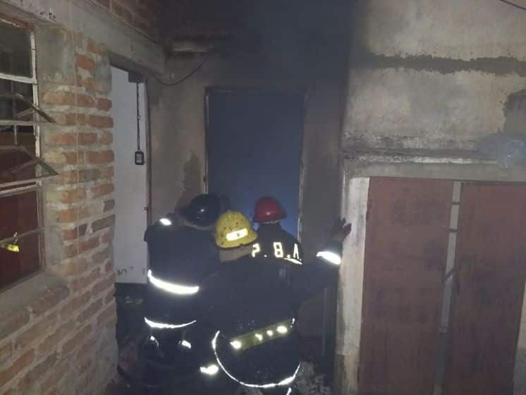 Se le prendió fuego la casa por un cortocircuito