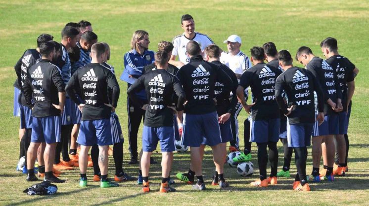 “Ya no confiamos en vos” la charla de jugadores y Sampaoli