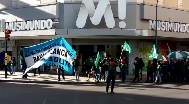 El paro en Bahía: El enojo de algunos comerciantes