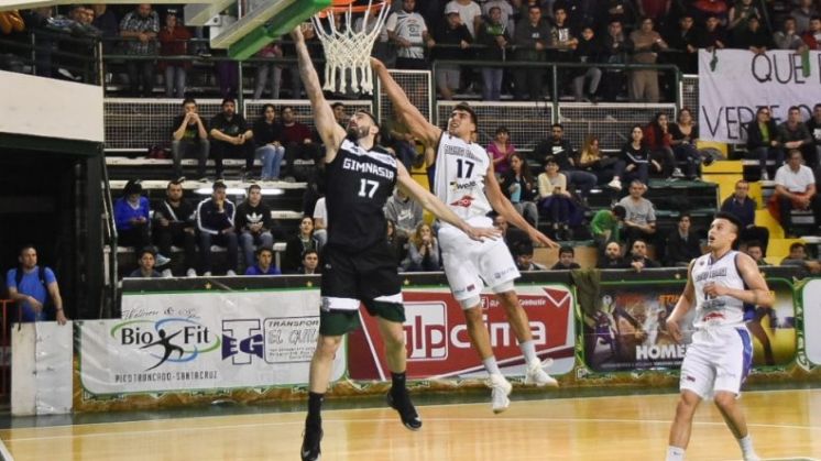 Bahía Basket cayó en Comodoro Rivadavia