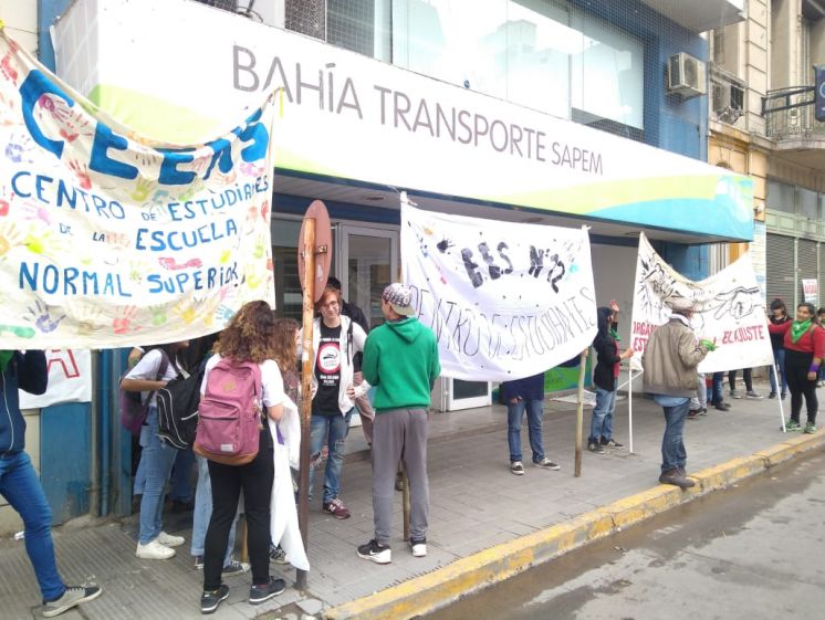 Reclamo por el boleto estudiantil en SAPEM