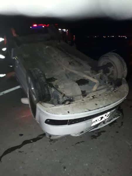 Volcó un taxi en Ruta 3