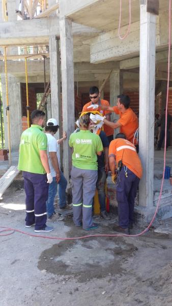 Se cayó de tres metros de altura