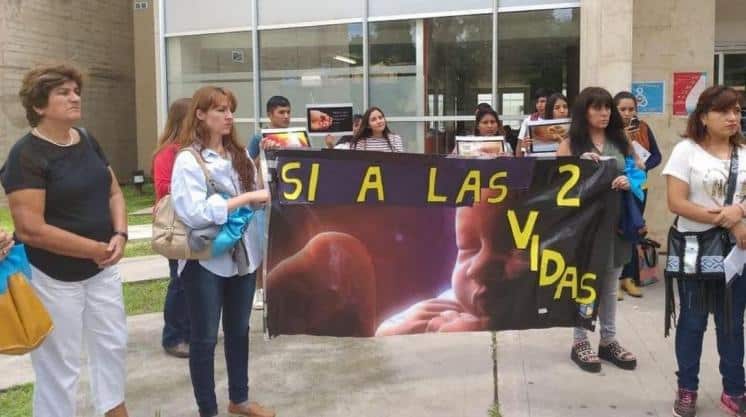 Demoran la práctica de un aborto a una nena de 12 años que fue violada