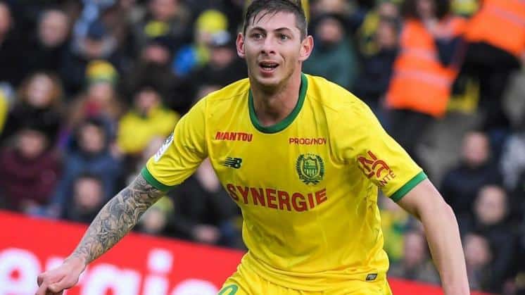 Desapareció el avión en el que viajaba el futbolista Emiliano Sala