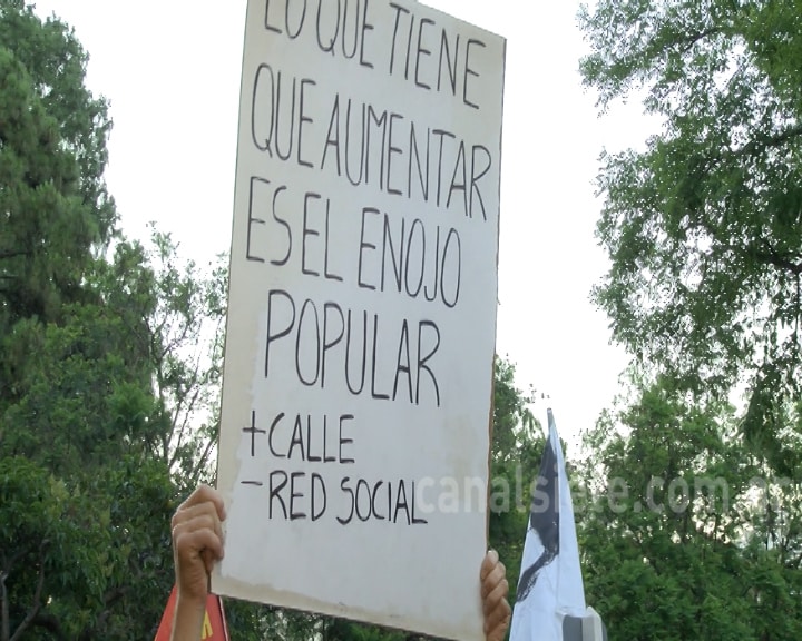 Se manifestaron en el centro contra el tarifazo