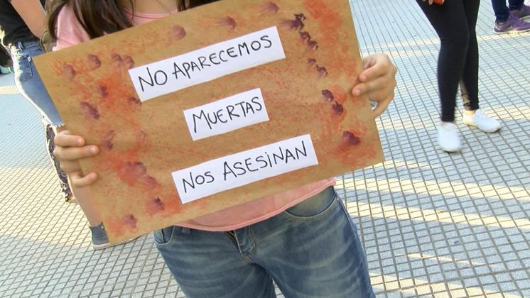 Marcharon contra los femicidios y la violencia de género