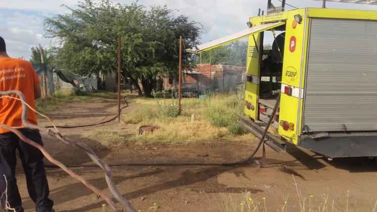 Se prendió fuego una casa, no hay heridos