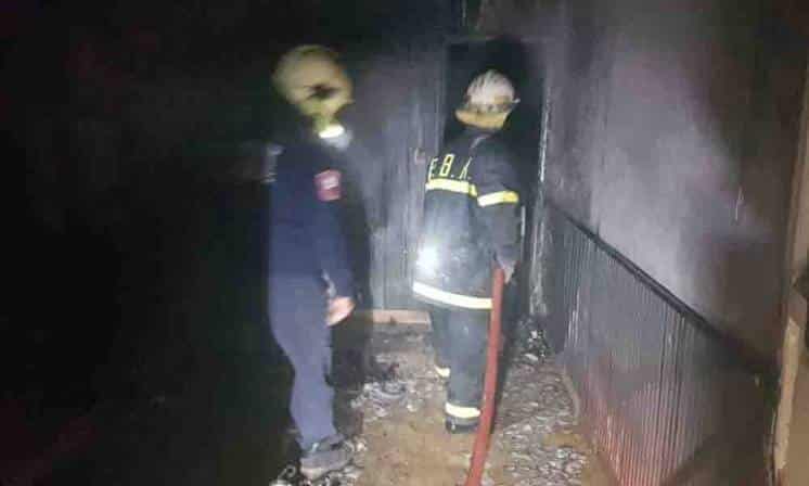 Un incendio que generó pánico durante la madrugada