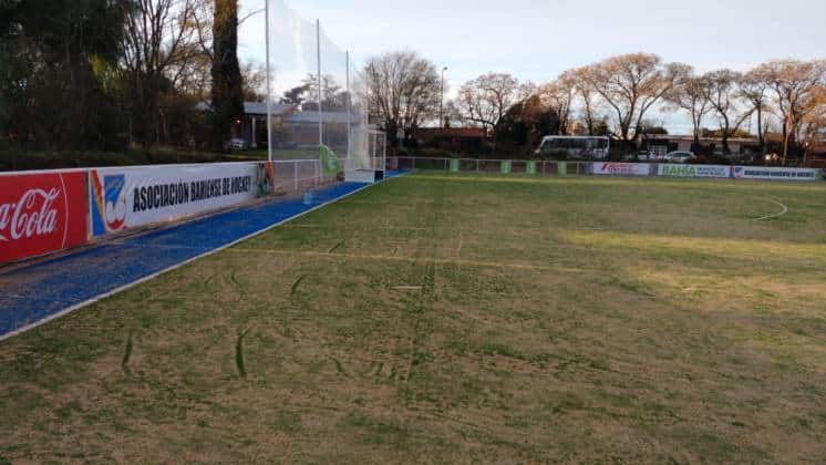 Se inauguró la nueva cancha de hockey sintético en Bahía