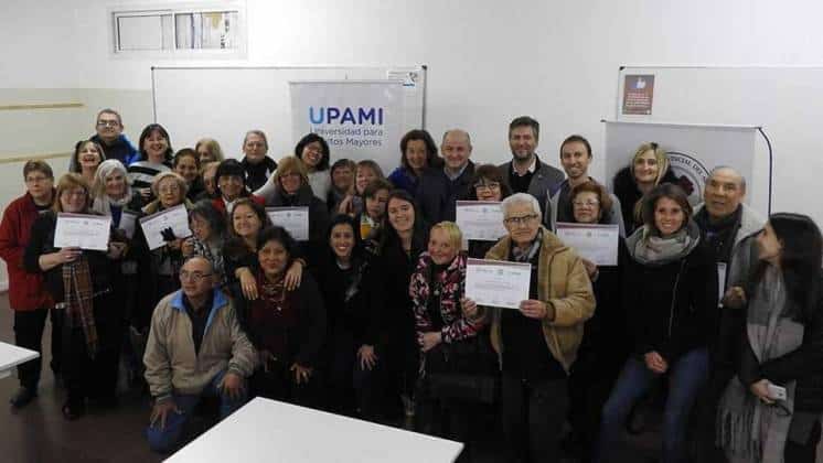 Cursos UPAMI en Bahía: presentaron el segundo cuatrimestre