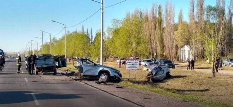 Tres jóvenes murieron tras chocar en La Pampa