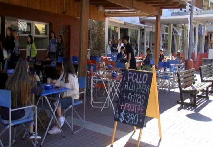 Continúa la fiesta en Monte Hermoso: qué comer y a qué precio