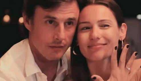 Pampita confirmó que se casa con su novio, Roberto García Moritán