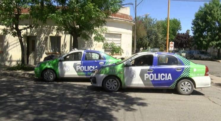 Un delincuente ató y golpeó a una mujer de 74 años para robarle su monedero