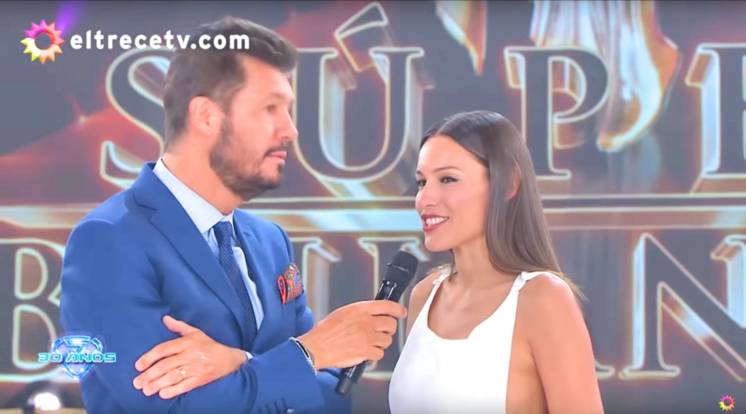 Pampita se presentó en ShowMatch vestida de novia y habló de su casamiento con Moritán: “Todavía estoy con la emoción a flor de piel”