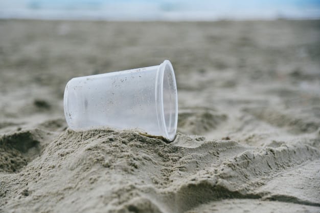 Monte Hermoso: Chau a los vasos de plástico de un solo uso