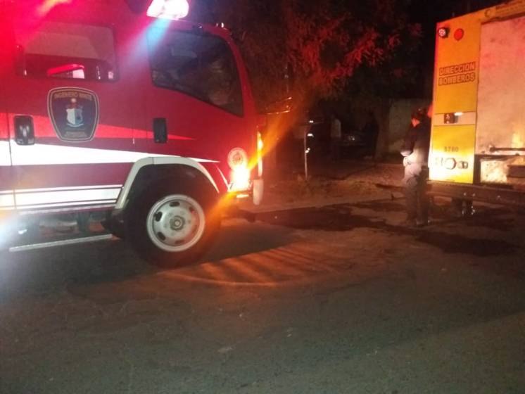 Incendio en Villa Rosas dejó pérdidas totales en un galpón