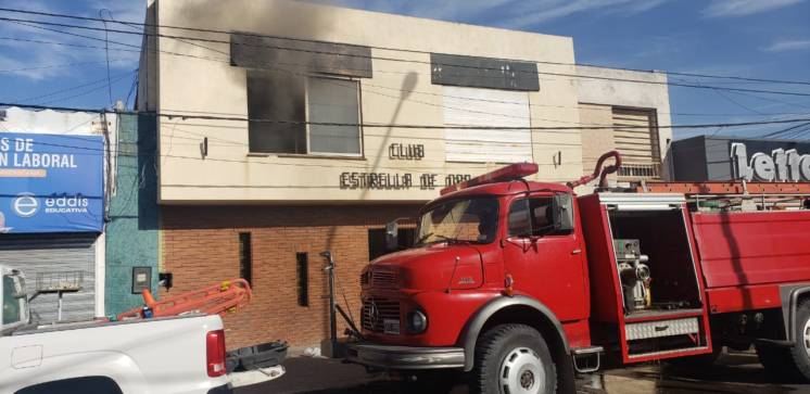 Se incendió una de las oficinas del club Estrella de Oro