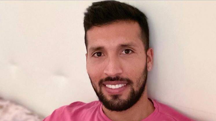 La conmovedora foto de Ezequiel Garay, aislado por tener coronavirus: “Ella siempre conmigo, pase lo que pase”