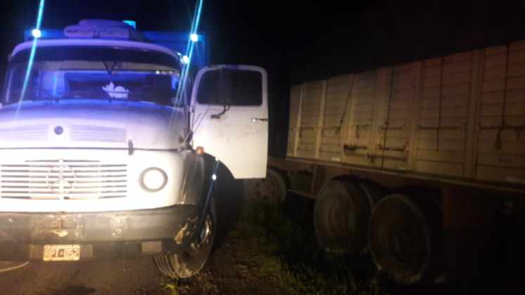 Por “efecto tijera” un camión interrumpió el tránsito en la Ruta 33