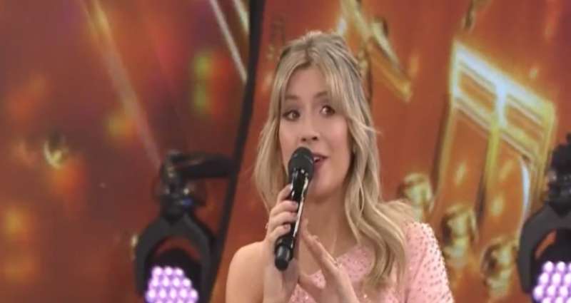 Cantando 2020 El Look Que Eligió Laurita Fernández Para El Debut