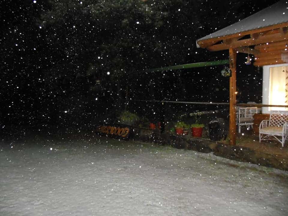 Llegó la nieve a Villa Ventana