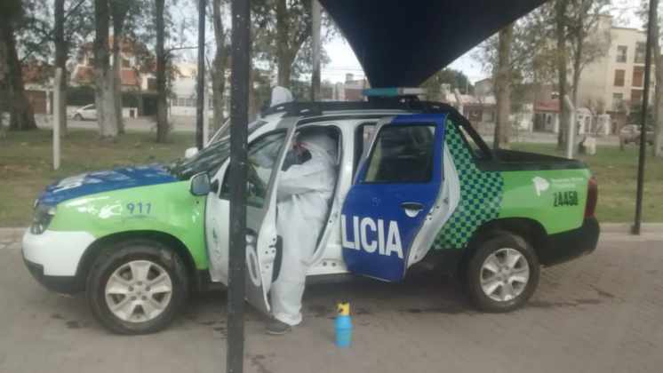 Ahora también desinfectan patrulleros