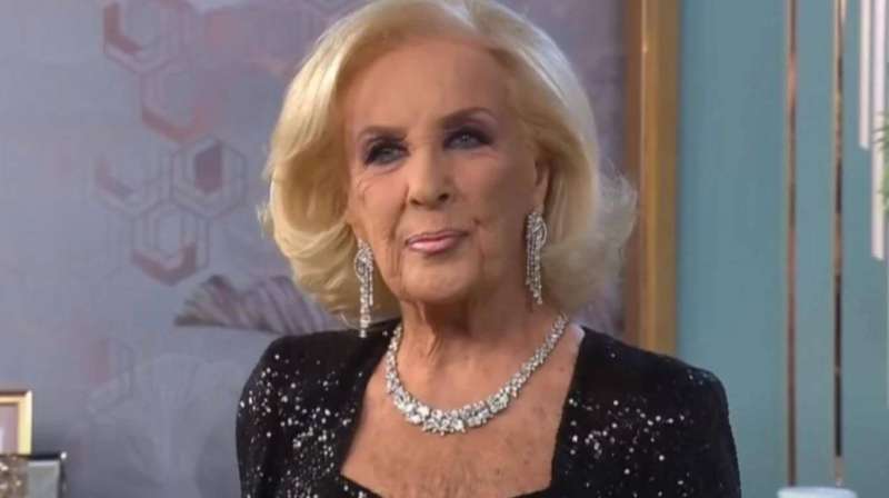 La salud de Mirtha Legrand: dos personas disfrazadas de médicos intentaron ingresar al sanatorio para sacarle una foto