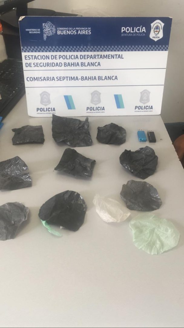 Disimulaba la droga empotrada en cajas de luz