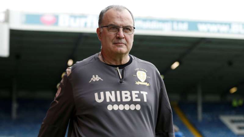 Marcelo Bielsa sigue en el Leeds United: confirmó su renovación por un año más