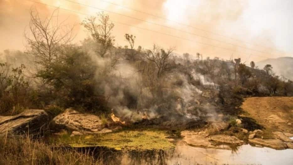 Después de cinco meses, finalmente llovió en Córdoba y se apagaron todos los incendios