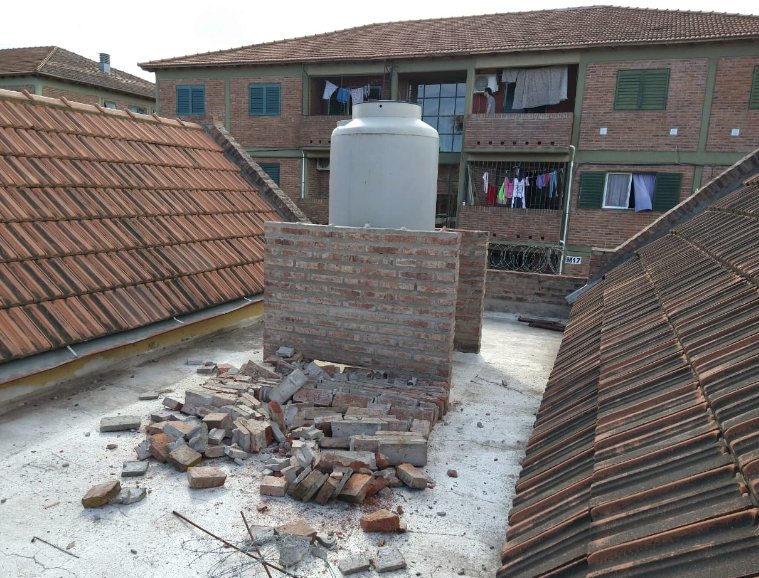 Menor herido al caerle una pared