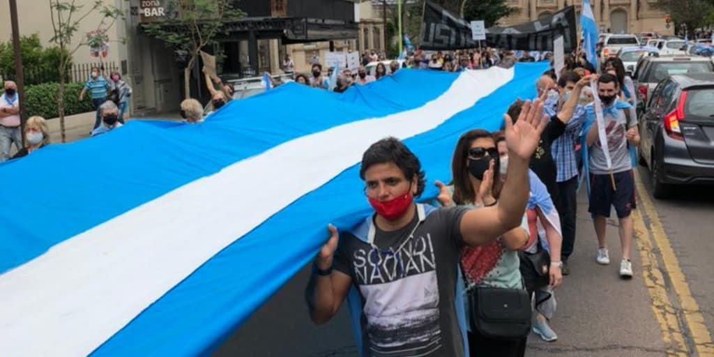 En Bahía hubo banderazo contra el Gobierno