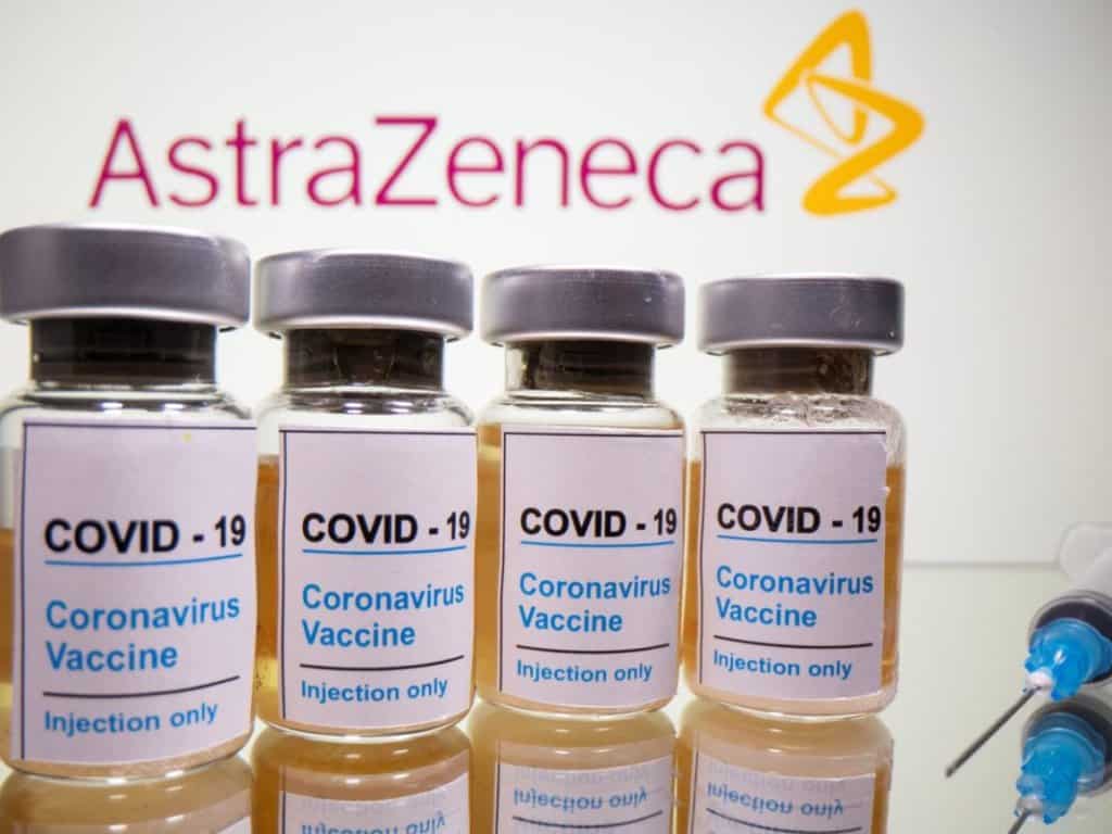 Las vacunas de AstraZeneca llegarían recién en mayo a la Argentina