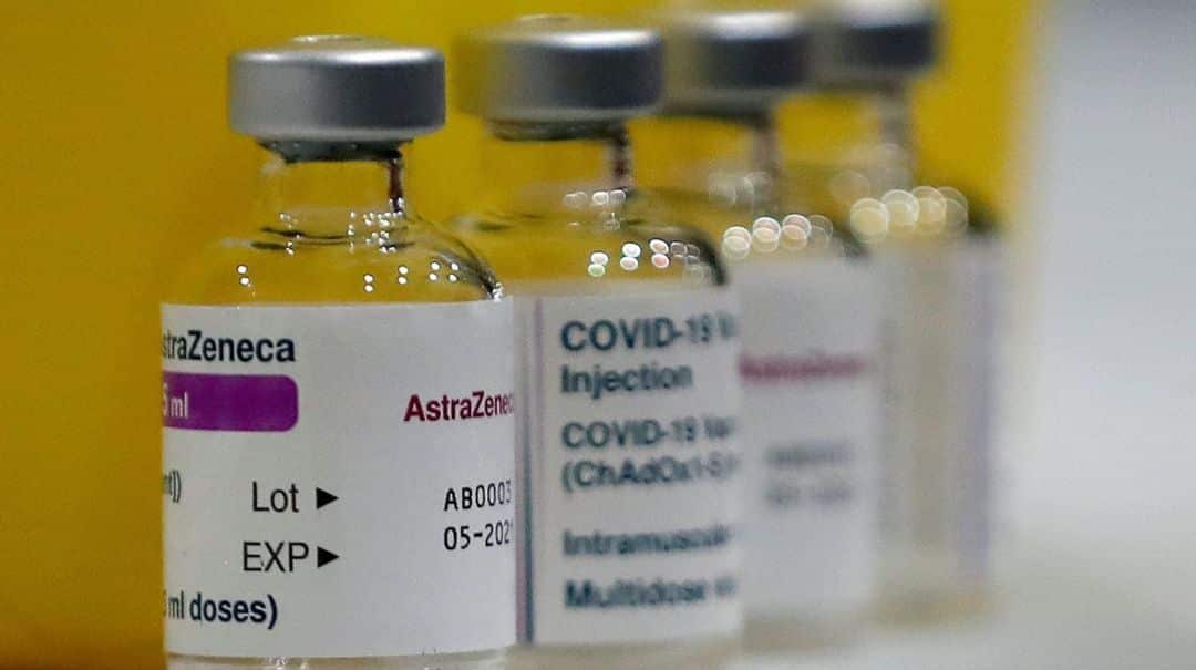 La vacuna de Oxford-AstraZeneca llegará a la Argentina este mes con 580 mil dosis