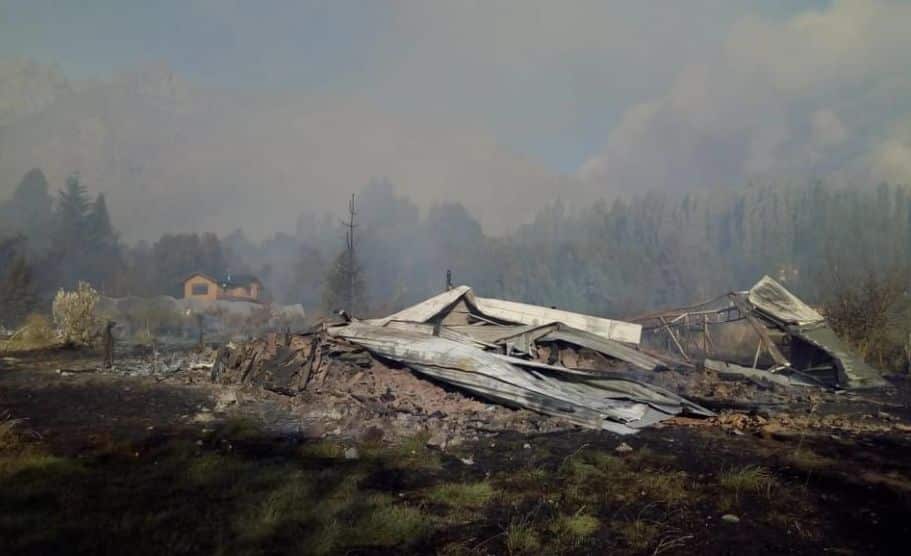 Familia bahiense perdió todo en los incendios del sur