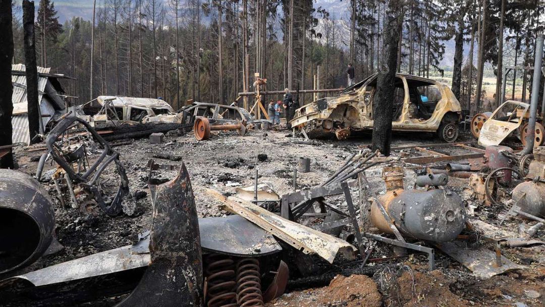 Incendios en Chubut: hallan un cuerpo calcinado cerca de una vivienda arrasada por el fuego