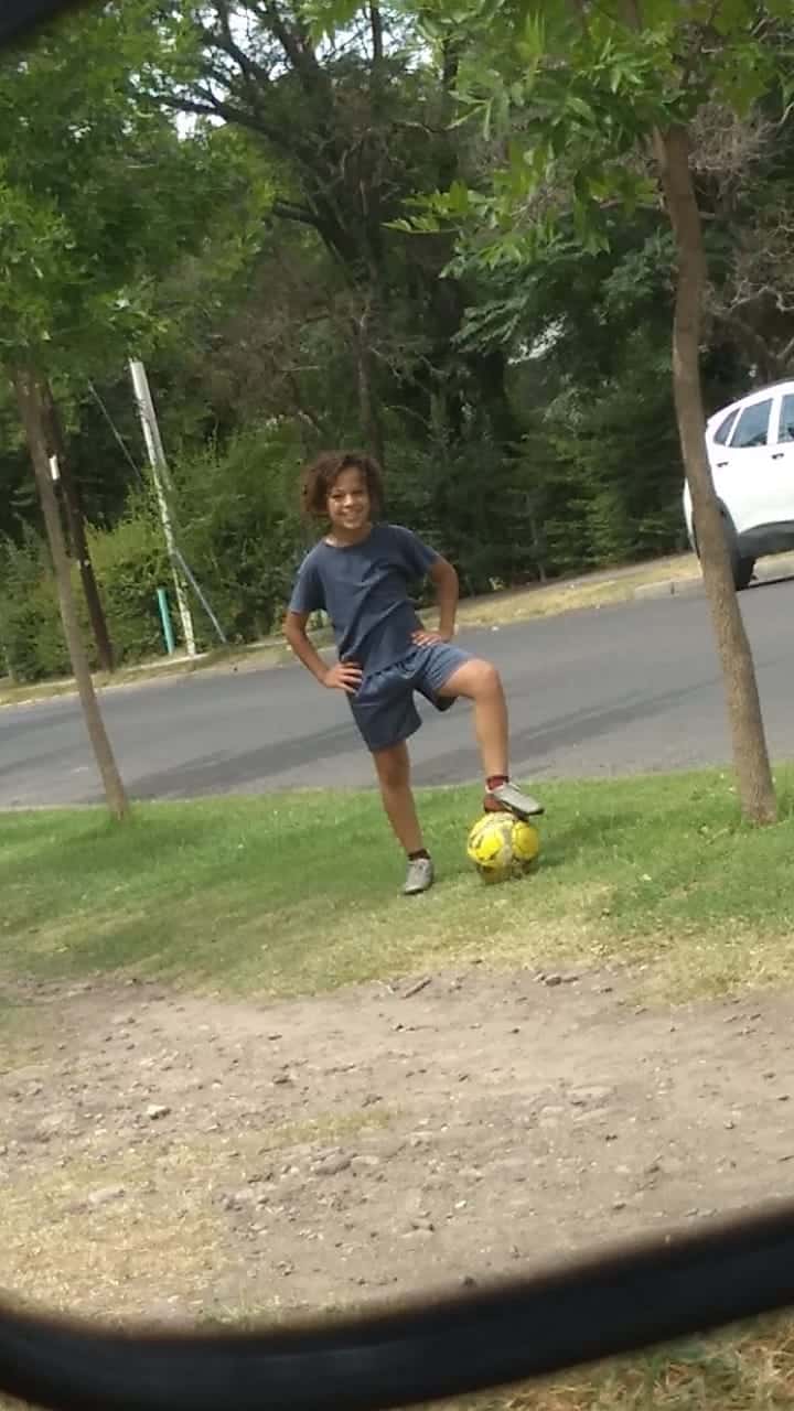 Matheus, una promesa del fútbol con tan solo 11 años