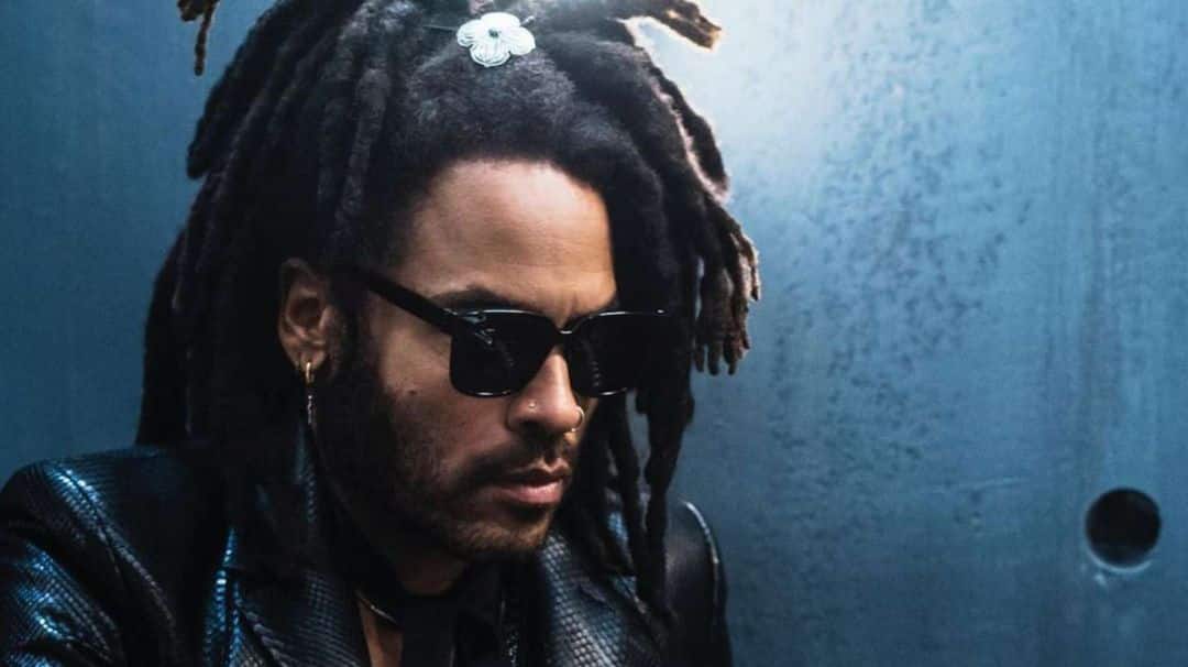 A los 56 años Lenny Kravitz mostró sus abdominales y estallaron los memes